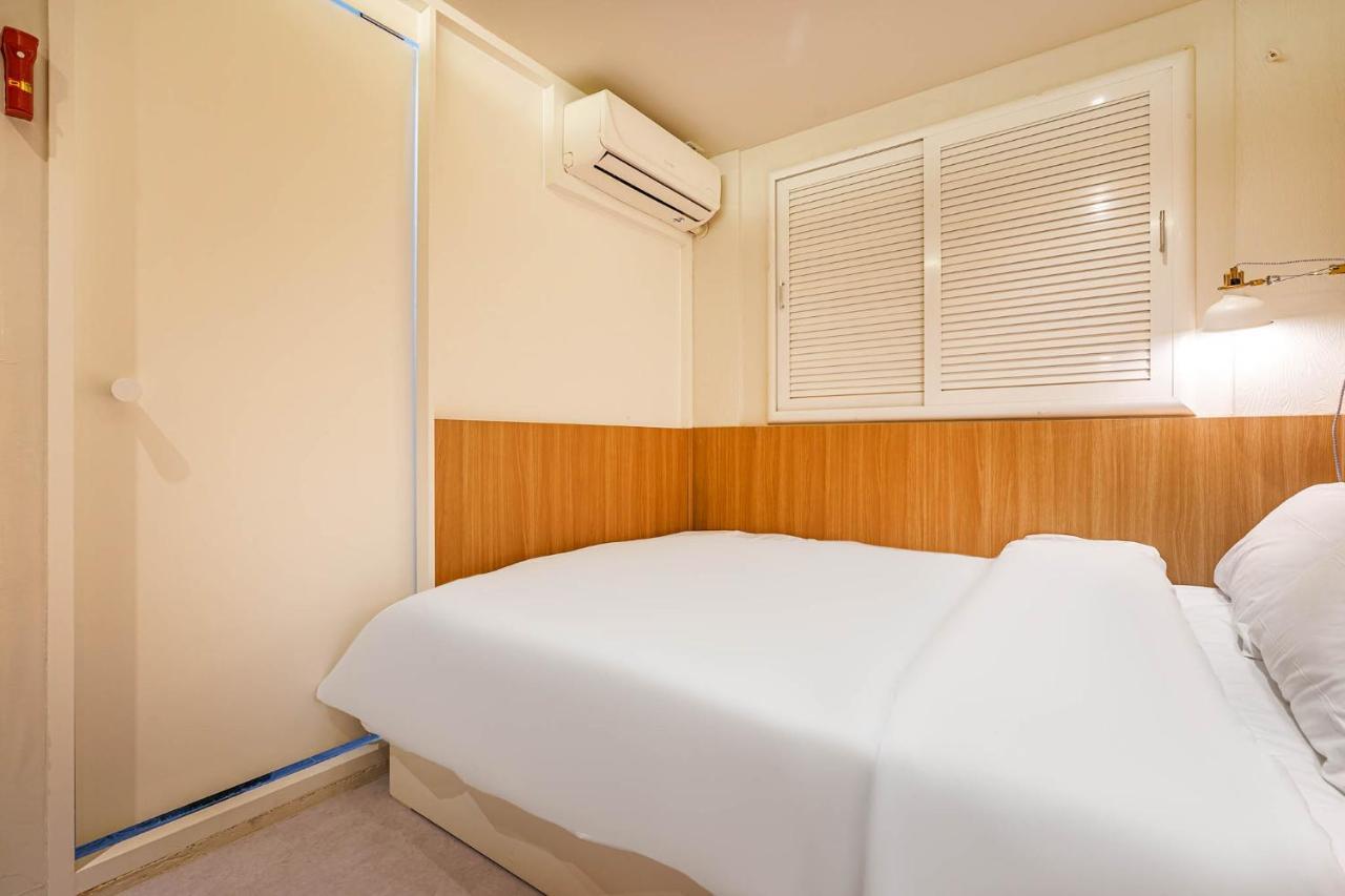 Hotel Less Сеул Экстерьер фото