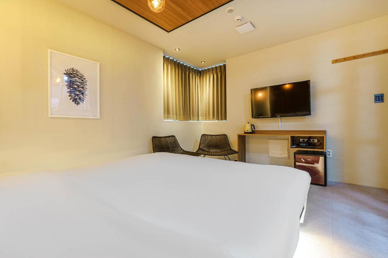 Hotel Less Сеул Экстерьер фото